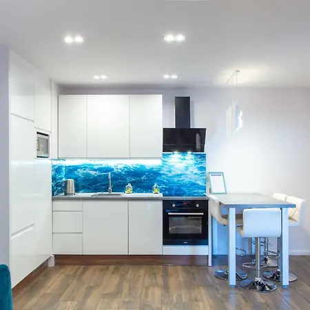 Blue Wave Apartament_walowa_25 City Center * غدانسك